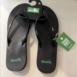 Sanuk Yoga Mat Flip Flops NWT Size 9